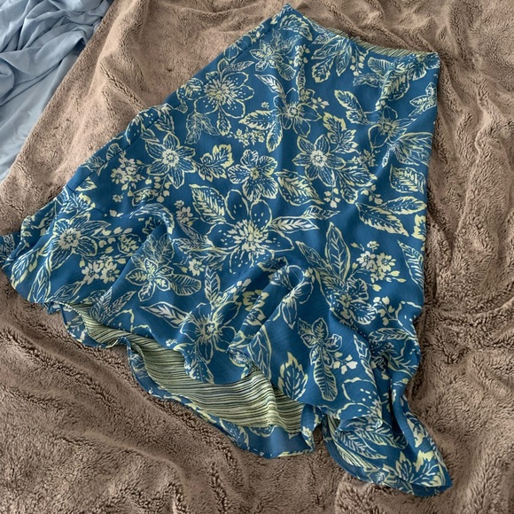 🌺 REVERSIBLE 00s BEACHY EARTH SKIRT🌺 - Picture 3 of 4